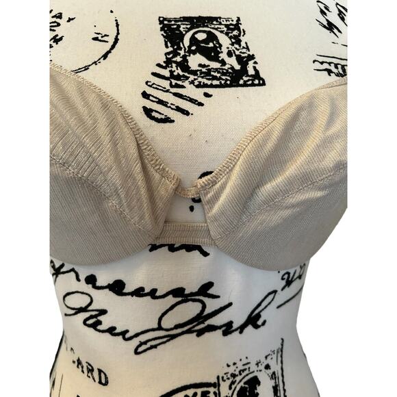 WONDERBRA ~ WOMENS 32C~ Back‎ CLASP STYLE 7310 Gold Underwire BRA Vintage - Picture 5 of 8